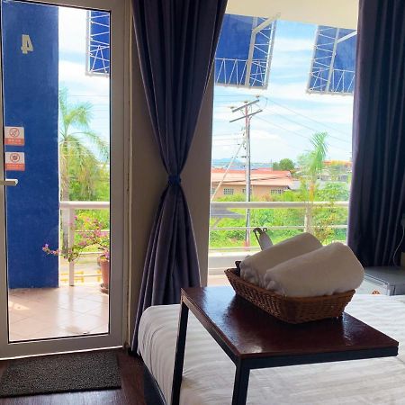 AE Semporna Guesthouse 极潜旅店 Extérieur photo