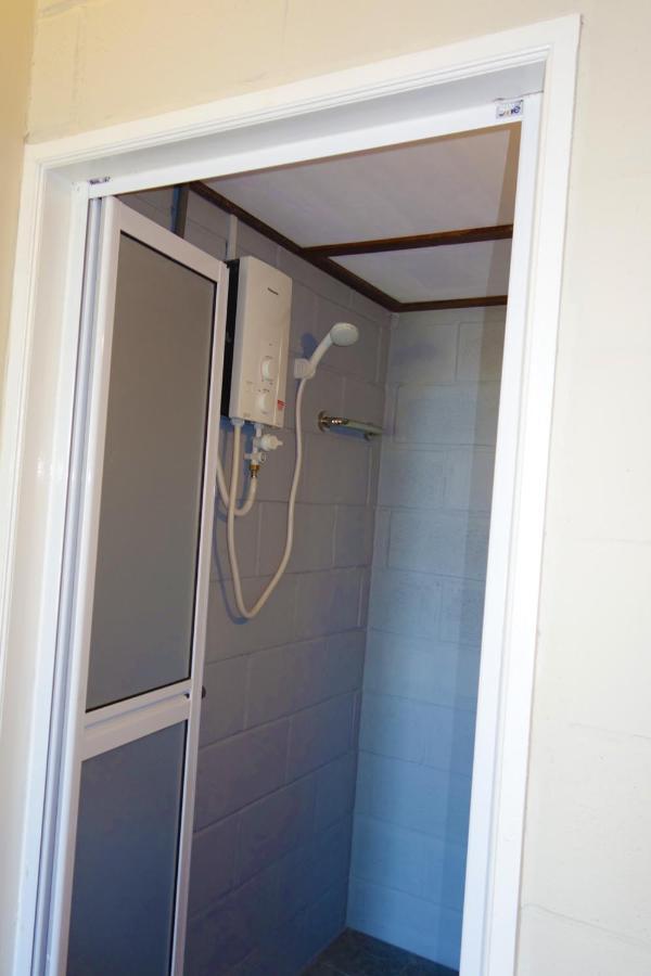 AE Semporna Guesthouse 极潜旅店 Extérieur photo