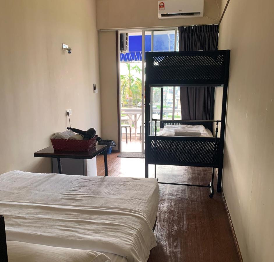 AE Semporna Guesthouse 极潜旅店 Extérieur photo